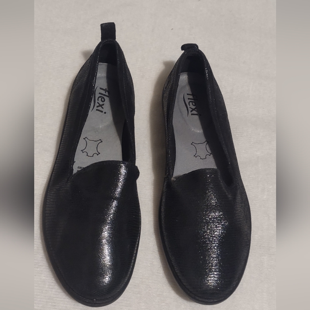 Flex shoes for women size 7